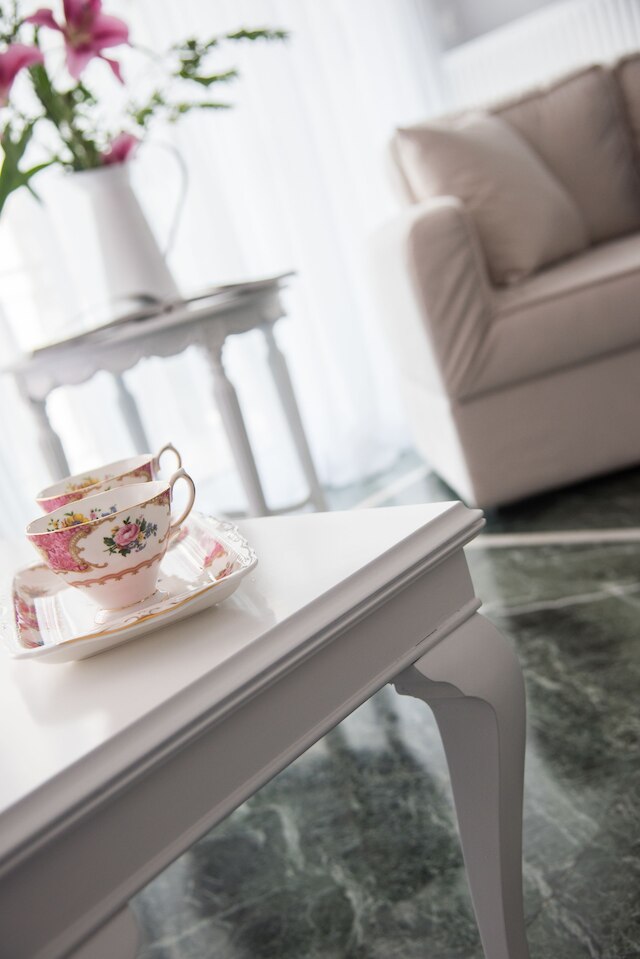 リビング ニア アクロポリス、シルヴィア スタイコウ