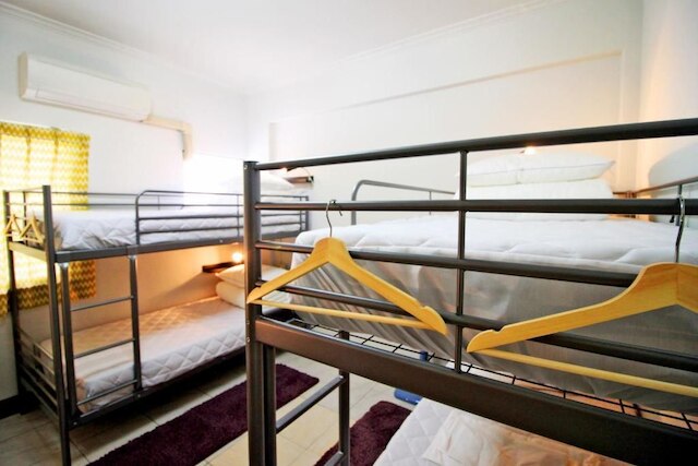 ネーブル オレンジ ホステル