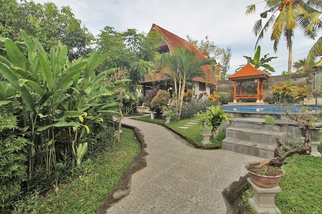 アバンガン バンガロー