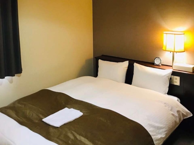 高槻 W & M ホテル