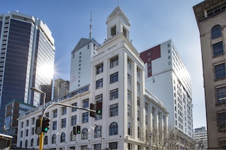 アティック バックパッカーズ