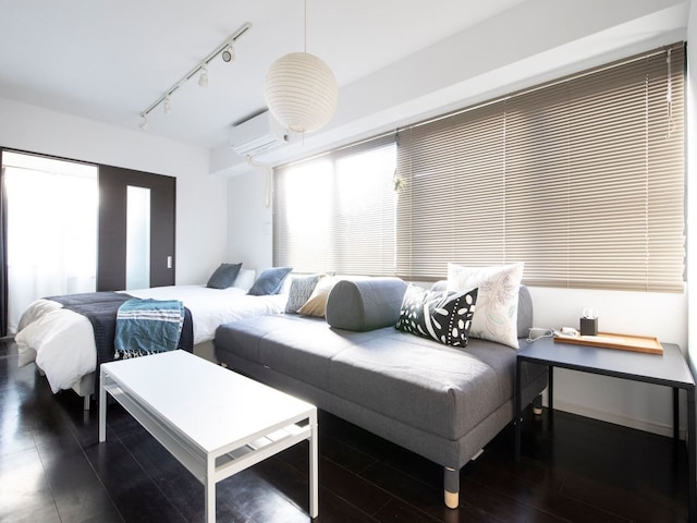 nid NIPPONBASHI at Ebisu