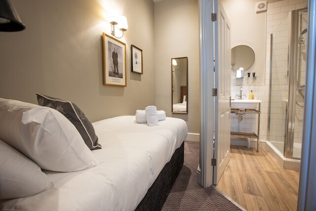 ザ クロス キーズ