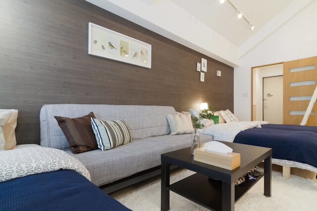 nid NAMBA at Residence East