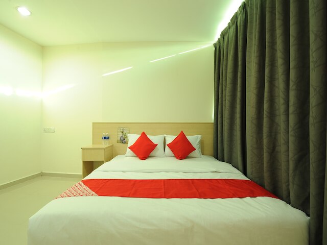 OYO 1055 バトゥ ケイブス スター ホテル