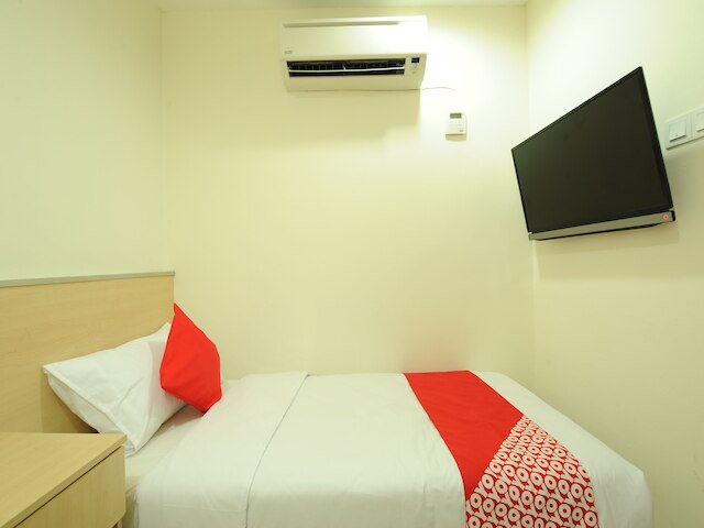 OYO 1055 バトゥ ケイブス スター ホテル