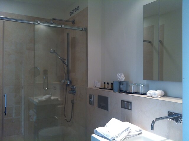 ホテル エバーハーツ アム ワッサー