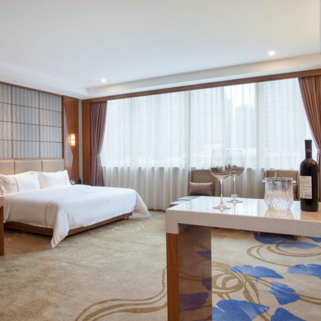 ボリリタイ ホテル