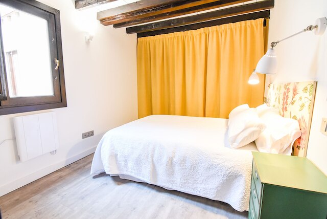 トゥゲスト アルハンブラ アパートメンツ