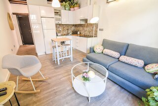 トゥゲスト アルハンブラ アパートメンツ