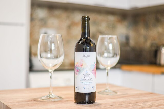 トゥゲスト アルハンブラ アパートメンツ