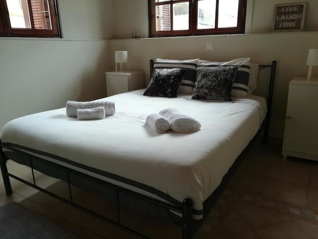 セントラル アパートメンツ イン プシリ