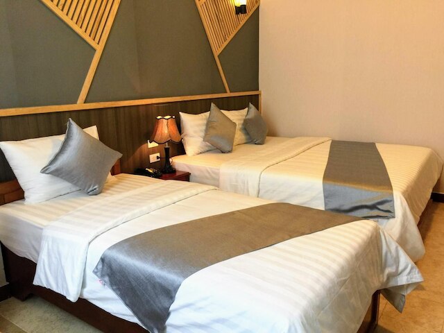 ナ ヌー ホテル