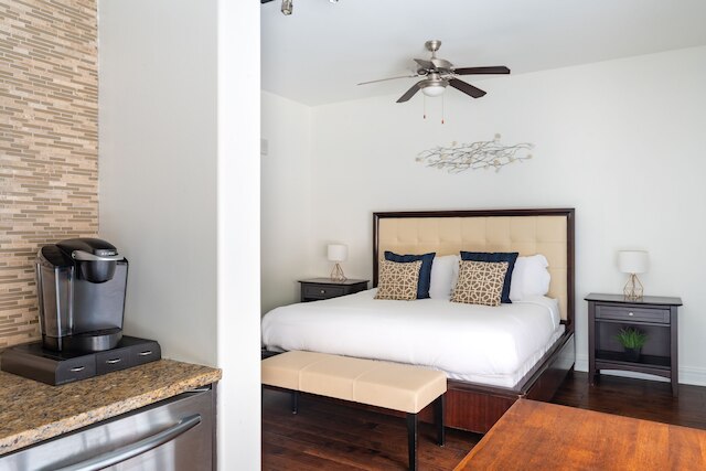 カーサ・レディーアユスティン湖