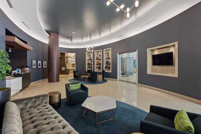 カーサ・レディーアユスティン湖