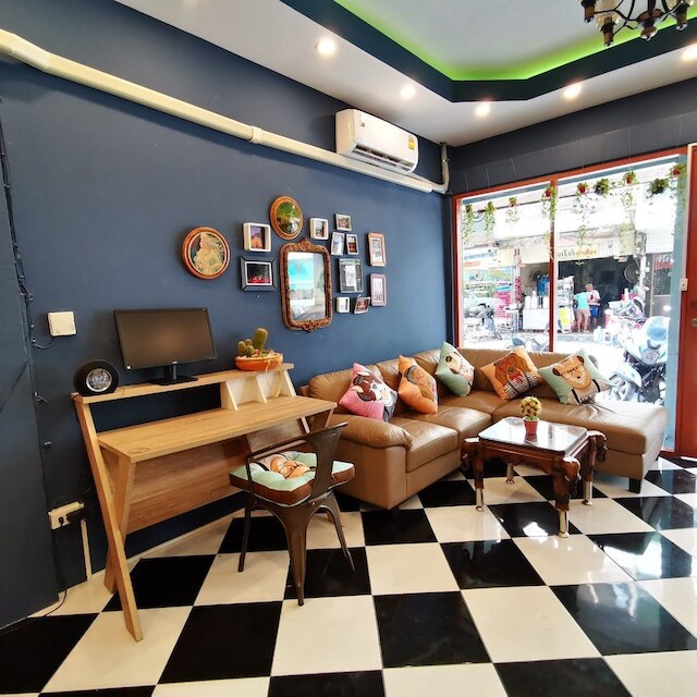 ドラック ホステル