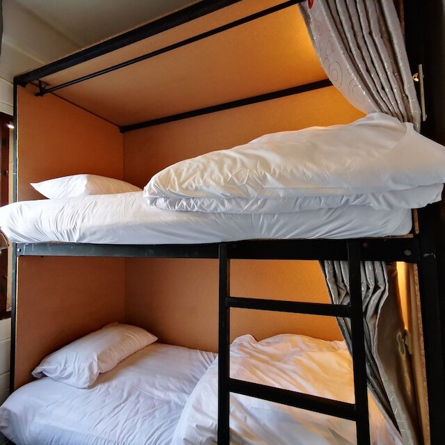 ドラック ホステル