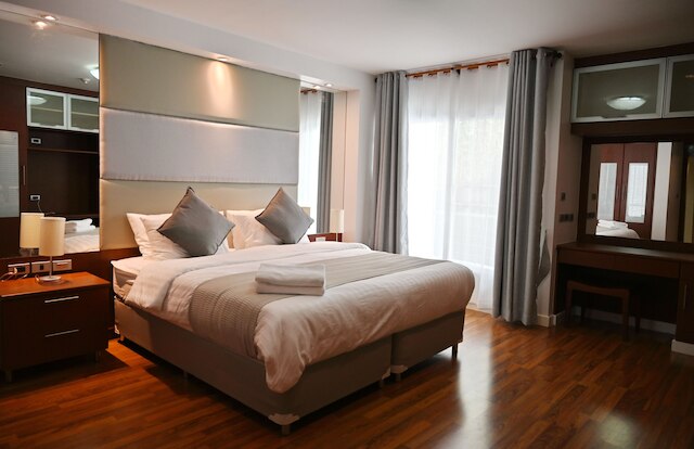 JJ スイーツ - ユア ホーム オン 11