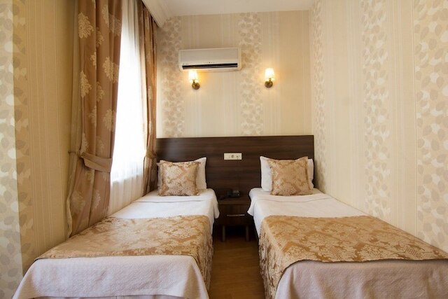 ホテル アルピン ラレリ