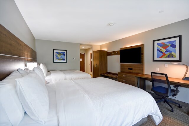 ホリデイ イン エクスプレス & スイーツ ヒューストン NASA - ボードウォーク エリア by IHG