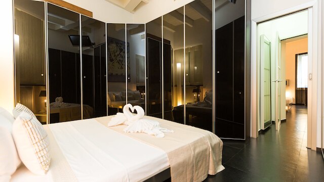 レンタル イン ローマ コスモポリタン ハイテック ラグジュアリー アパートメント