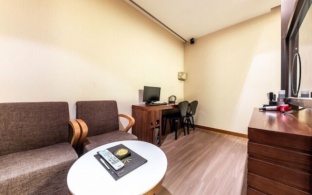 ナワン リッツ ホテル