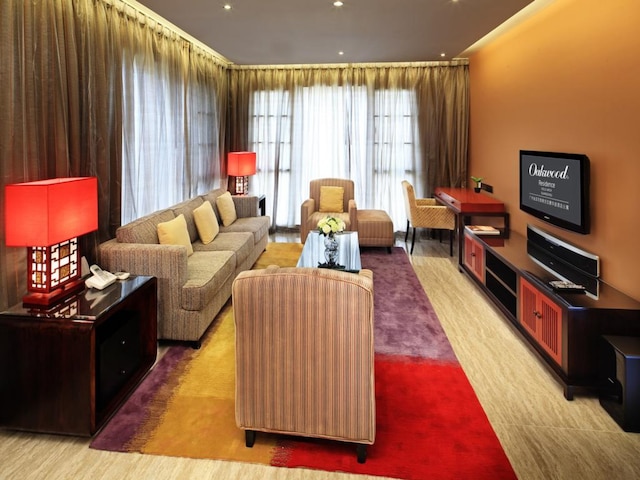 オークウッド ゴールド アーチ レジデンス グアンチョウ (広州金亜花園奥克伍徳華庭公寓)