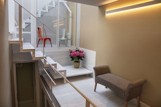 トリポドン プラカ イン ザ シェード オブ アクロポリス、GHH