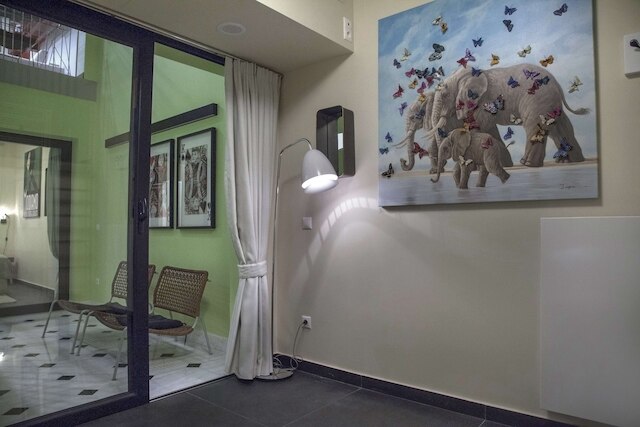 トリポドン プラカ イン ザ シェード オブ アクロポリス、GHH