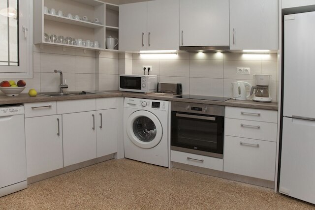 レオニダス ロフト イン ザ ハート オブ アテネ by GHH