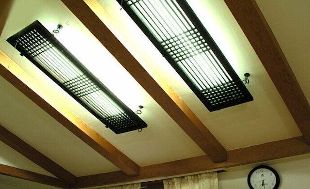 ホワイト ハウス オン ザ ヒル ハヤンジップ