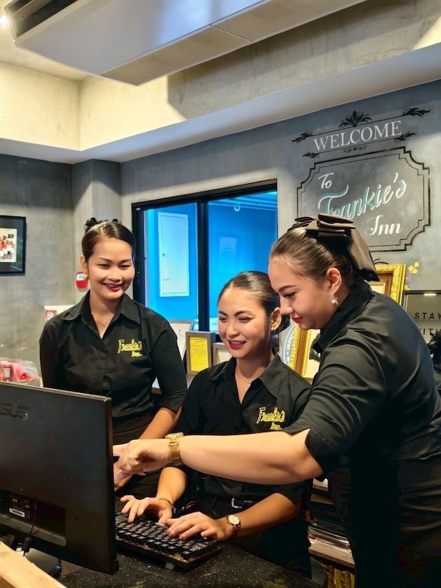 フランキーズ イン