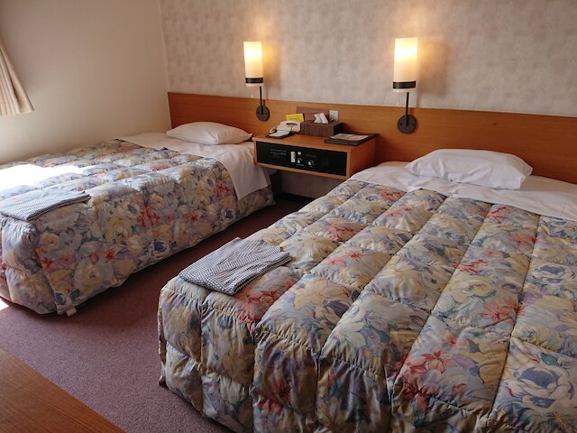 三原国際ホテル