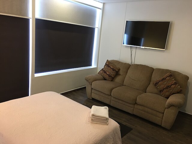 ナポリ コンドミニアム スイート