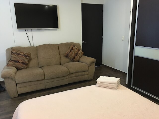 ナポリ コンドミニアム スイート