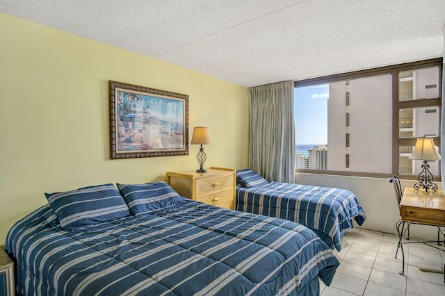 ワイキキ バンヤン - オーシャン ビュー タワー 2 スイート 2904