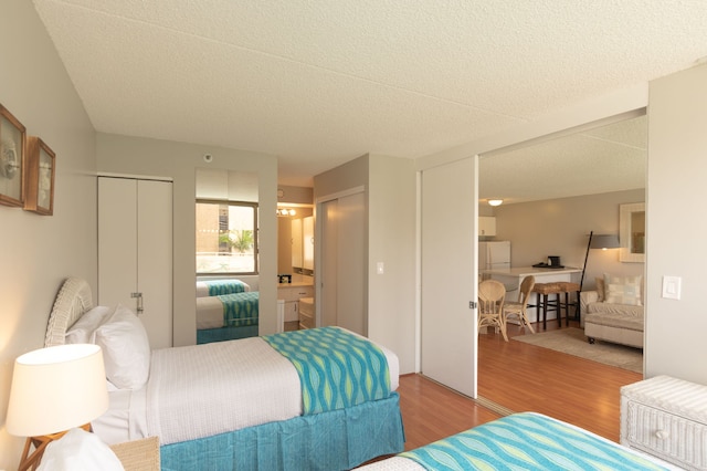 ワイキキ バンヤン - プール デッキ レベル タワー 1 スイート 610