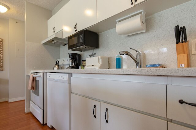 ワイキキ バンヤン - プール デッキ レベル タワー 1 スイート 610