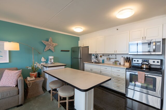 ワイキキ バンヤン - 一部オーシャン ビュー タワー 2 スイート 1204