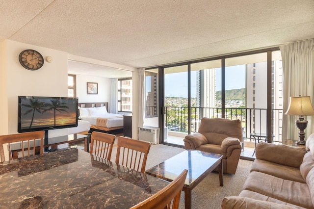 ワイキキ バンヤン - プール ビュー タワー 1 スイート 1501