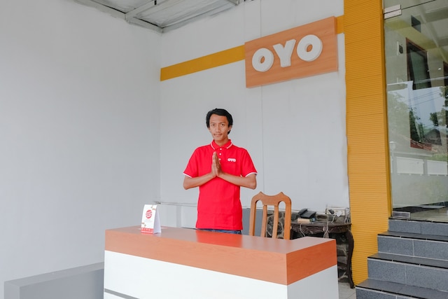 OYO 894 ヌサ インダー ホームステイ シャリア