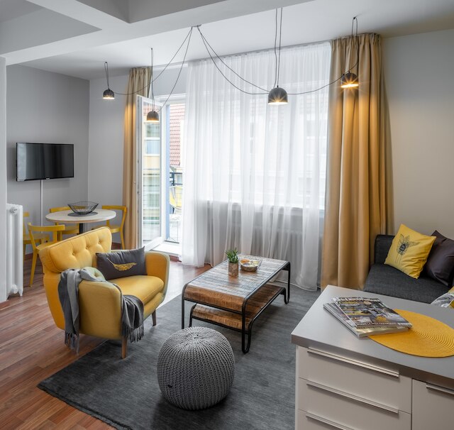 シティ リーフ アパートメンツ