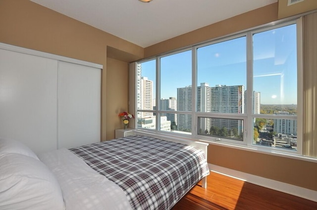 コンドズ ウィズ パーキング & ゴージャス ビュー