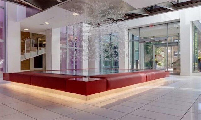 コンドズ ウィズ パーキング & ゴージャス ビュー