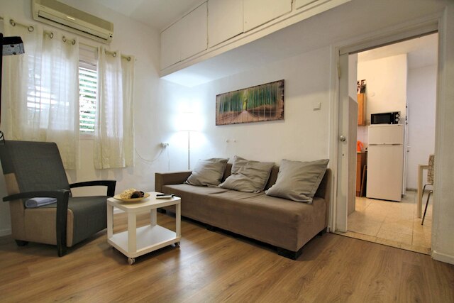 KAV アパートメンツ - アシュータ オレイ ガルダムの近く