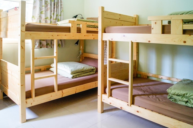 ハッピー ツリー ホステル