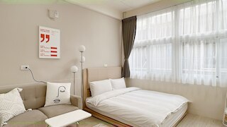 ホホ ウー タイナン ホームステイ (和和窩台南民宿)