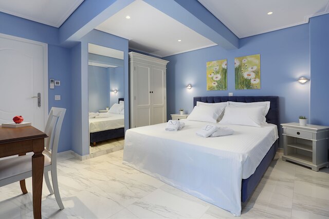 V1935 ラグジュリアス アパートメンツ