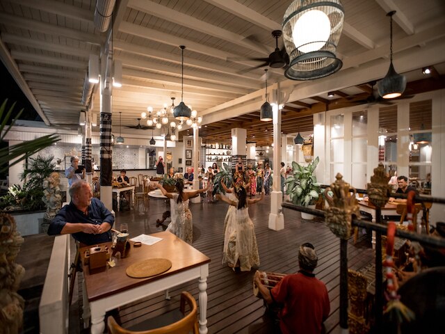 ディアタス、アート カフェ バンブー バリ