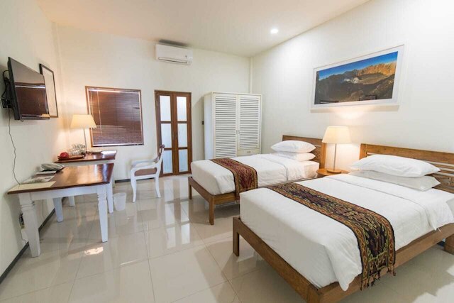 ディアタス、アート カフェ バンブー バリ